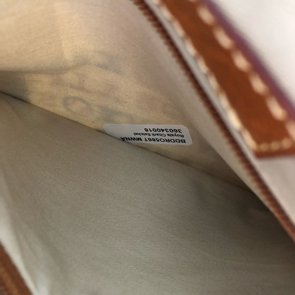 Dooney & Bourke Kansas City Royals Small Celeste - Picture 13 of 14